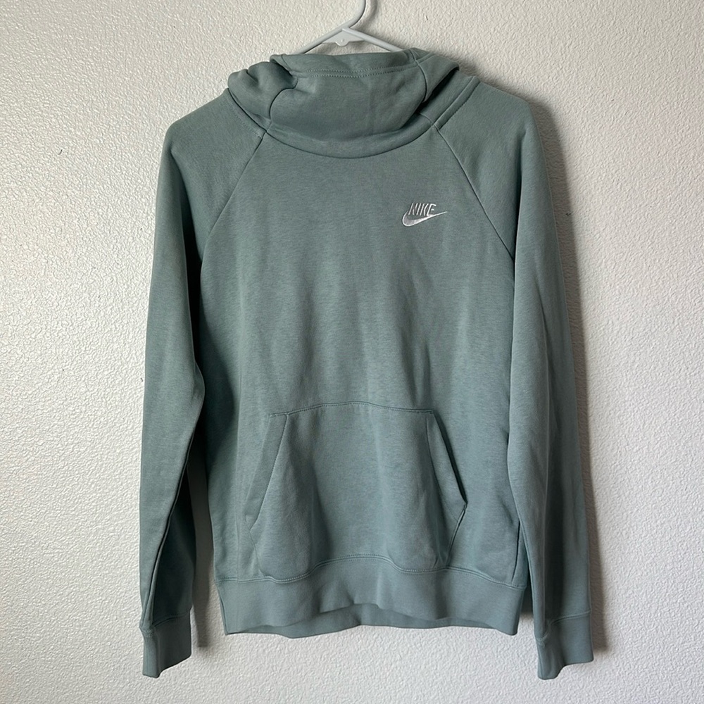 Nike Sportswear Essential Women's Funnel-Neck Fleece Pullover Hoodie